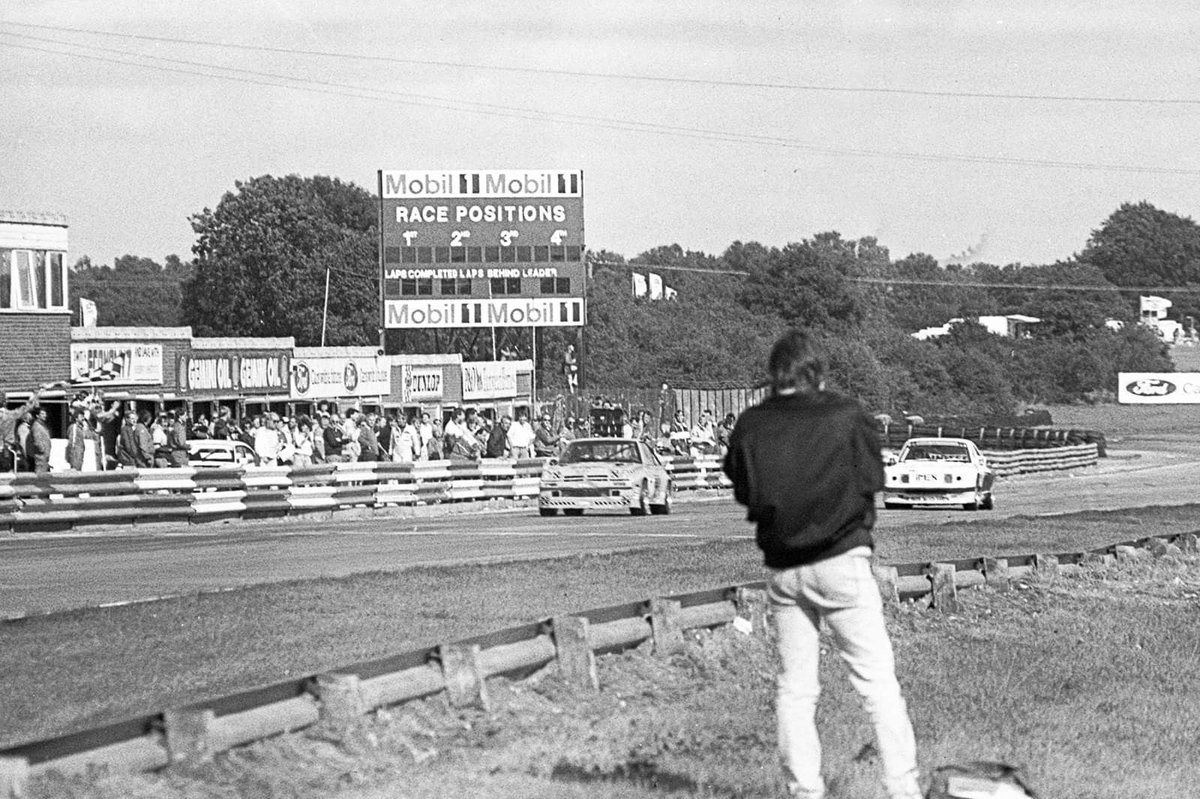 I miss these days - me in action @SnettertonMSV @Thundersaloons in 1989, pictures by the then newly-wed Mrs C…