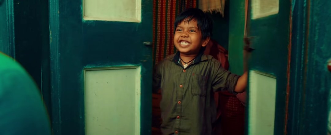 rishi__kesh_'s tweet photo. A movie that I had missed for a long time despite having it on my phone.
Just stunned after watching it..🤯
An "out of the world" Flick. 🔥
It seems surprising that it didn't get any other Awards than the National Award for @VijaySethuOffl
#4yearsofsuperdeluxe
#SuperDeluxe https://t.co/vrBiBs4mNI