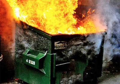 quantavious_j's tweet photo. #fire @pitbull @BBCNews #globalwarming #pollution Average bin in Luton. Somebody sort this place out. https://t.co/4ztzQ3EUr0