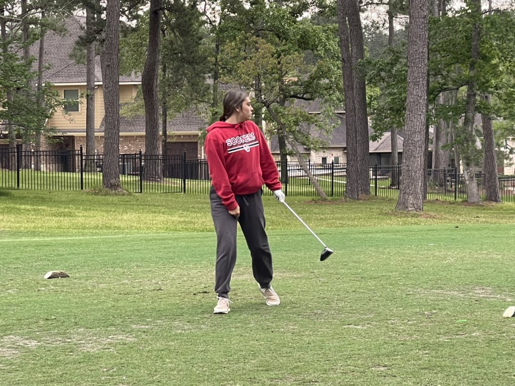WillisGolfTeam's tweet photo. Day 2 of Girls’ Varsity District golf tournament! #goladywildkatgolfers @WillisSchools @Willis_HS_TX @WISDAthletics https://t.co/MxPSwoOvhN