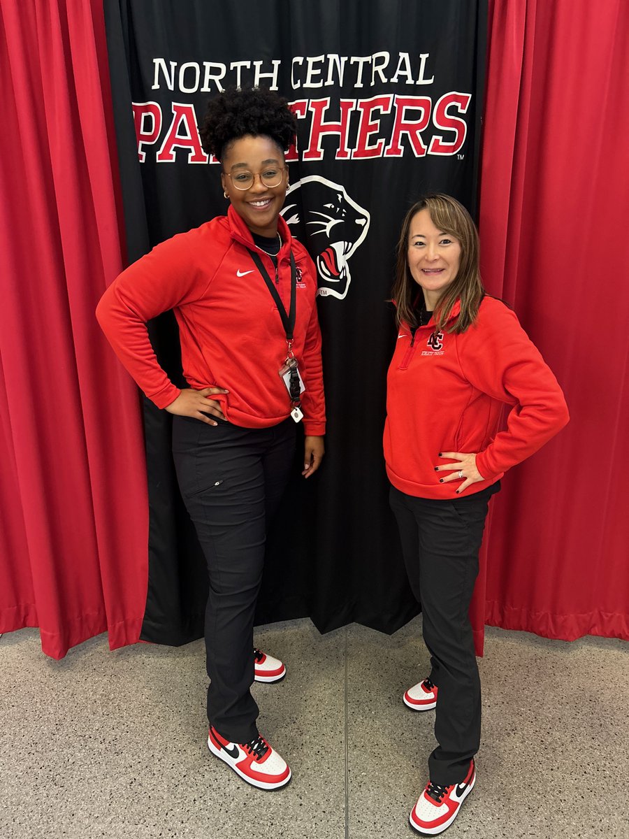 Today's @MyFranciscan Sports Medicine #DYK features one of our @panthersnc ATs, @lexie_atc !

Did you know Lexie started swimming competetively at age 5 and continued thru college where she was the 1st African American female swimmer at @BUKnights?

Happy #NATM2023 Lexie!