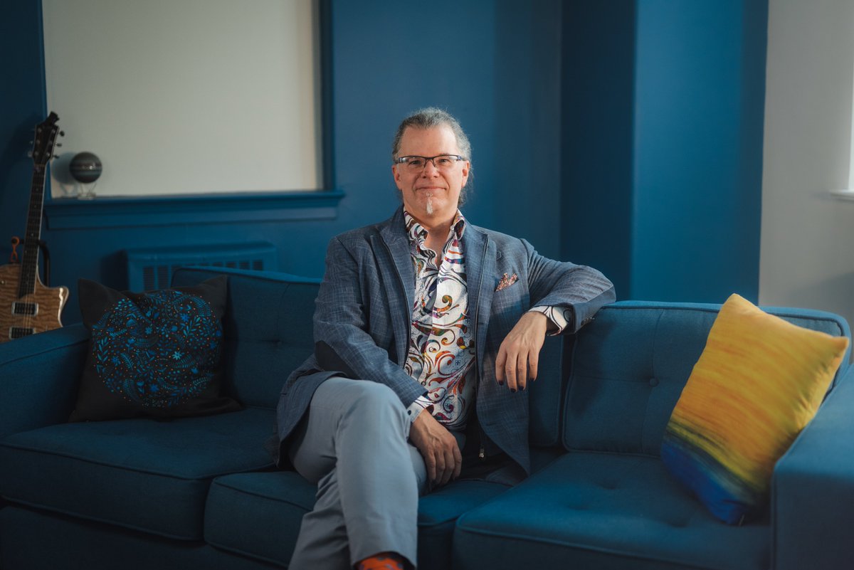 Congratulations to Dr. David Cramb on being reappointed as the Dean at Faculty of Science at <a href="/TorontoMet/">Toronto Metropolitan University</a>. Here's to another 5 years of discovery and innovative research! 🔬

Read more here: torontomu.ca/news-events/ne…