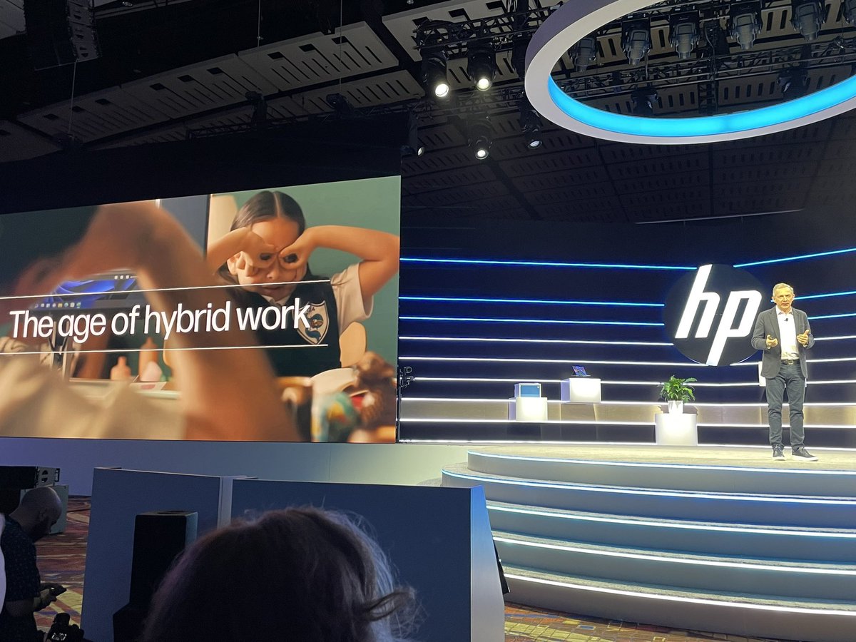 mattbuckley's tweet photo. @EnriqueJLores kicks off the #HPAmplify Partner Conference here in Chicago. On the agenda: HP’s Future-Ready portfolio, accelerating services, expanding adjacencies and creating new categories. Off we go! https://t.co/cUOIzdBJ4P