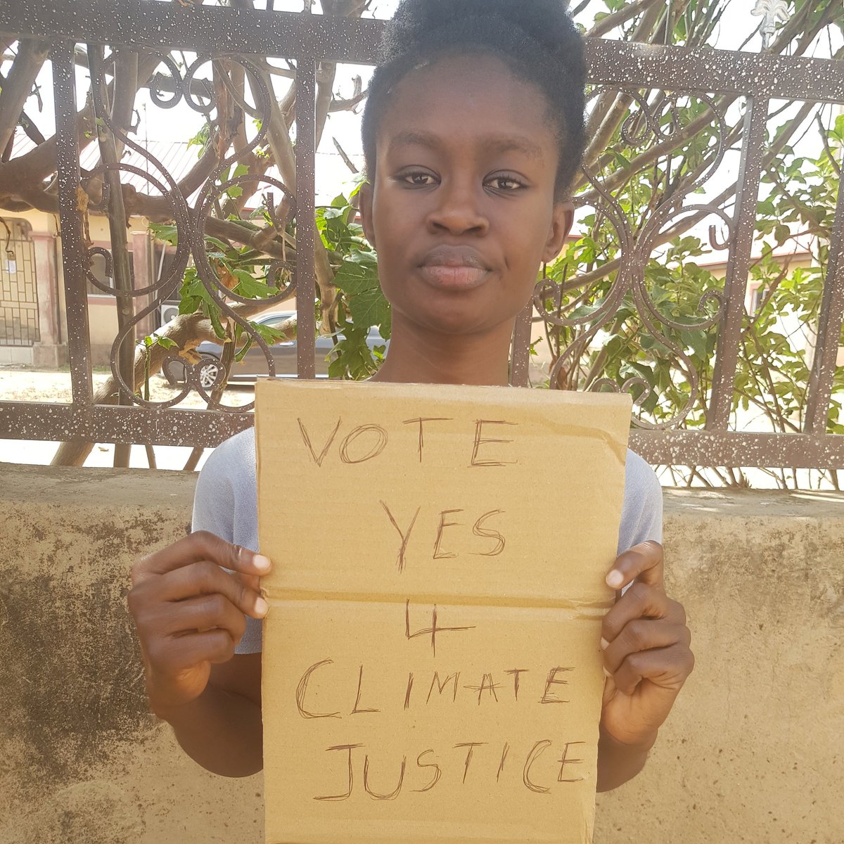 MissKwaji's tweet photo. World leaders, give humanity a second chance at survival by voting Yes for climate justice at UNGA #ICJAO4Climate today.

#ICJAO4Climate #VoteYesForClimateJustice #UNGA
#ClimateJustice https://t.co/4U1YvqJPbt