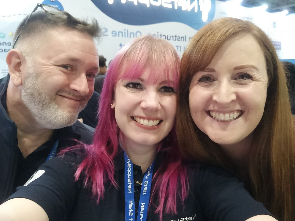 K_Cauchi's tweet image. Finally met the beautiful @pennywpennyw! She's even lovelier in person. Meeting all the best people here on the @NetSupportGroup #SE51! #NetSupport #Bett23 @Bett_show