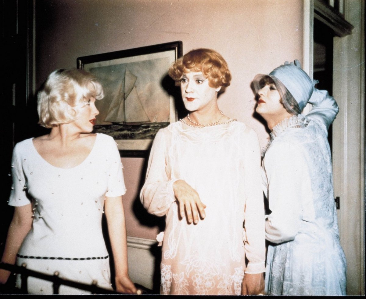 77MASH's tweet photo. #SomeLikeIt - #BillyWilder - #MarilynMonroe - #JackLemmon - #TonyCurtis - #Film - #1950s https://t.co/tuLx14k3oB