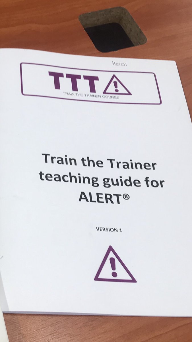 ALERT_Course's tweet photo. Great day teaching @TheALERT_Course Train The Trainer with the very lovely staff at @HillingdonNHSFT . Lots of laughs , learning , and wine gums ! Thanks for having us 🤩 https://t.co/WdeIympoKr