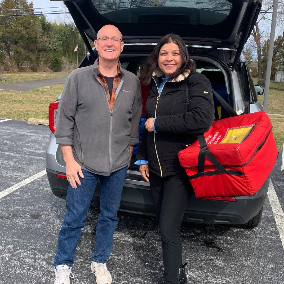 Many thanks to @RepJoeWebster for joining our Meals on Wheels program earlier this month in celebration of March for Meals.

#MealsOnWheels #MoreThanAMeal #MarchForMeals #NeighborsHelpingNeighbors #StrongerTogether #MontCoPA