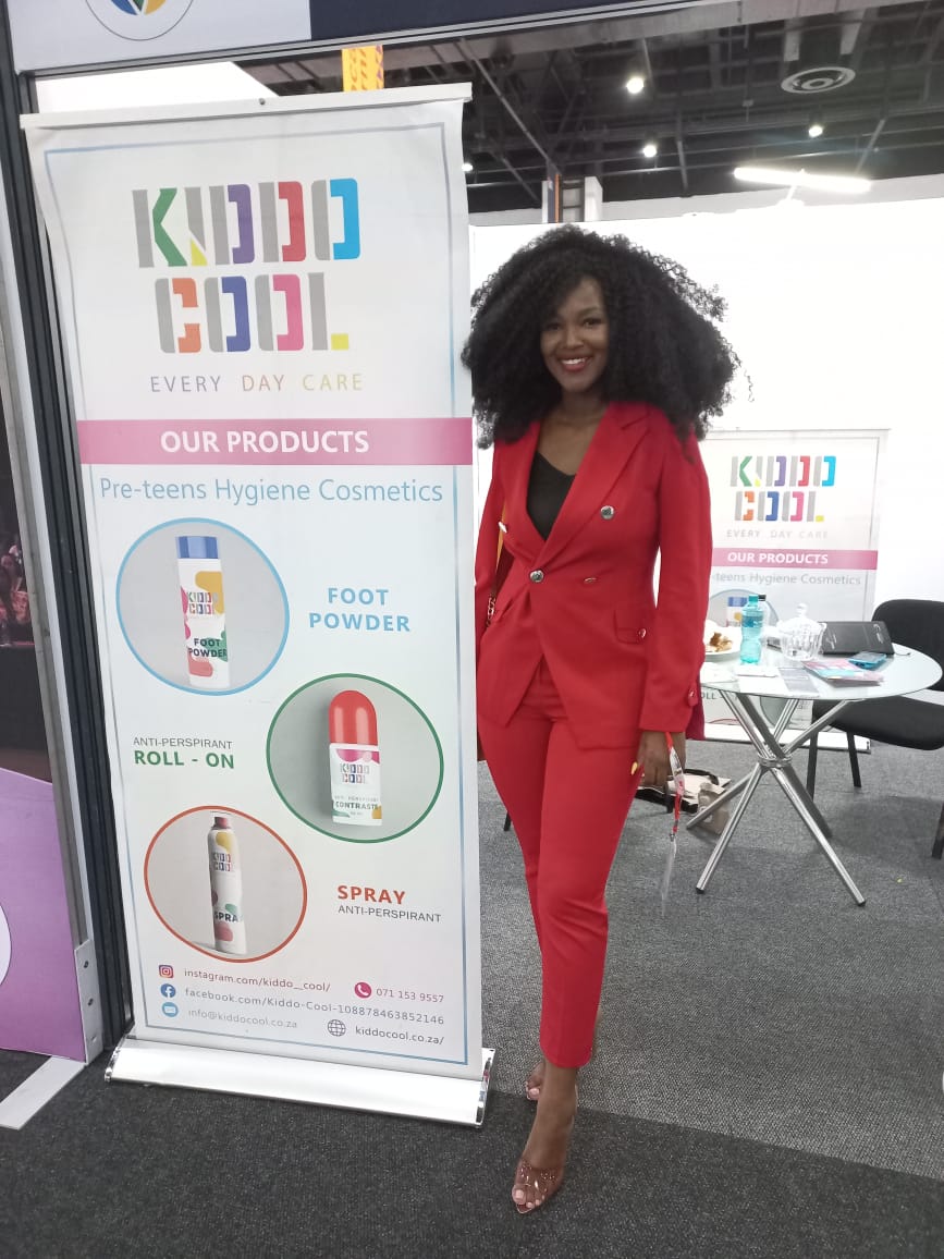 MapulaRamothwa3's tweet image. A big thank you to @ProudlySA and we continue to say thank you a million to the customers who continue to believe in us and to those who visited our stall now trying our products out. We are because you are ❣️🙏🏿🌱🇿🇦
.
#kidstoiletries 
#preeteenspersonalhygiene
#notobullying