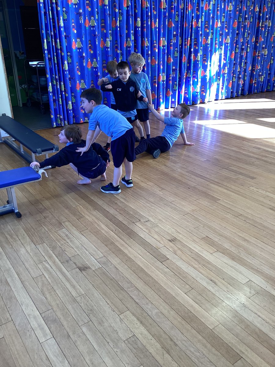 whitchurchCEFed's tweet image. 1CM took part in a Dance PE enrichment experience. We linked our movements and dances to &apos;Gansta Granny&apos;, pretending to be pipes and the flowing water just like Bens dream of becoming a plumber! #wiape #acceleratedlearning