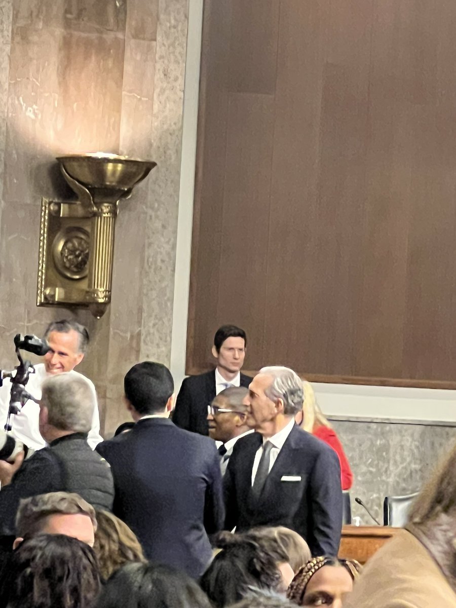 Starbucks founder Howard Schultz has arrived at the Senate for his hearing on Starbucks’ labor practices. 

Bernie: “Howard Schultz is with us this morning only under threat of subpoena”