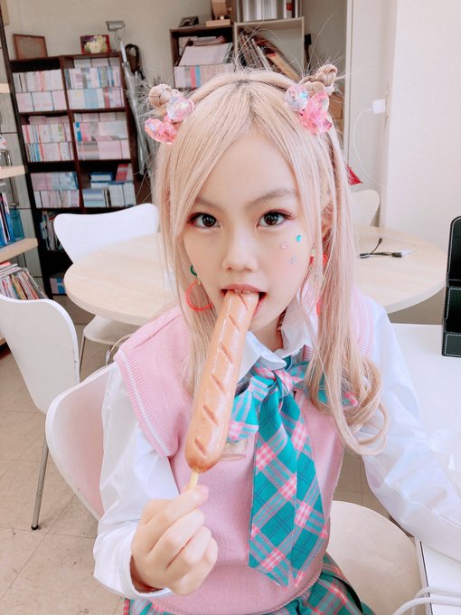 Twitterのコスプレ画像3