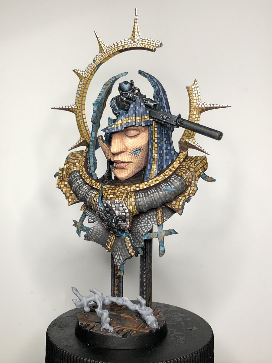 FancyKelvin's tweet photo. BYE THE HOLY EMPEROR!!! Operative Unbrai Six is Finished. Sorry if the post is later than usual.
#Warhammercommunity #warhammer40k #warhammer40000 #gamesworkshop #hobbypainter #paintingwarhammer #miniaturepainting #vindicareassassin 
#operativeunbralsix #wip #warhammerwip https://t.co/SLgzikxyZV