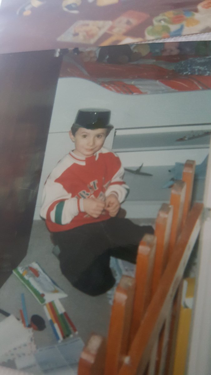 DominicSimons4's tweet image. I loved  playing  with  my  toys  when  I was  a  boy. In  my bedroom  at  my  mams  place.