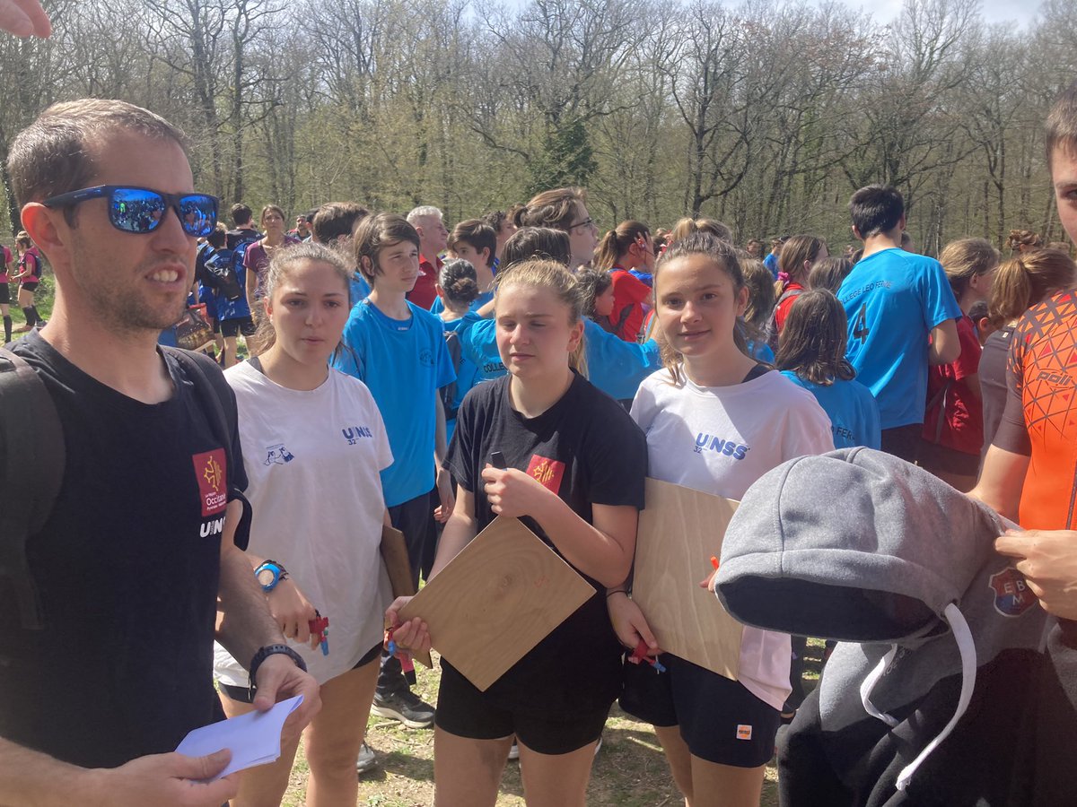 unss32's tweet photo. Championnats départementaux #courseorientation aujourd’hui 30 degrés! @LeGers32 @HauteGaronne @FFCOrientation Forêt de #bouconne @ONF_Officiel @actoulouse @MostafaFourar @farid_djemmal @unss @EpsToulouse @eduscol_EPS https://t.co/X5odmZtPIg
