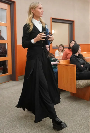 cvangeyn's tweet image. When I read that the Gwyneth Paltrow ski trial is trying to make #CourtCore a thing I didn't believe it. But this is not subtle. #lawtwitter