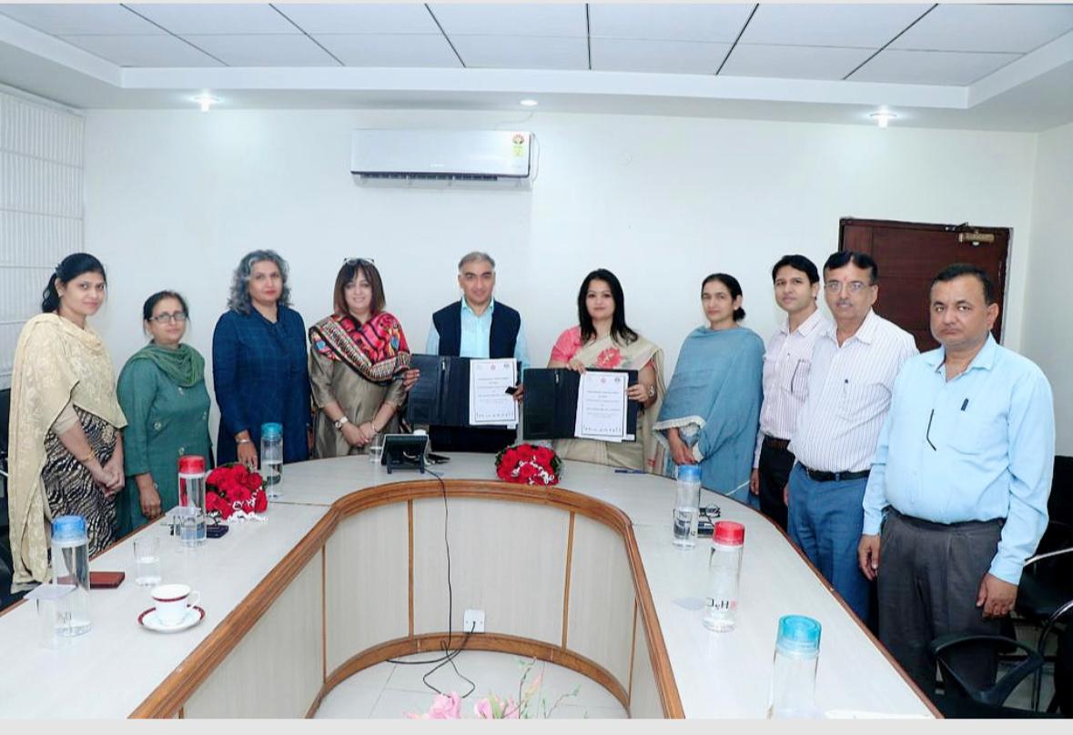 svsuindia's tweet photo. Yet another feather in SVSU's crown. An MoU signed between Ayush Deptt of Haryana and SVSU. Deptt will support the conduct of OJT. Stipend of 5000 per Month for 6 months will be paid.
SVSU will conduct RPL Skill Bridge course training of 40 Hrs. of 1000 Yog Sahayak and  6000 PTIs https://t.co/vuCqJLudFg