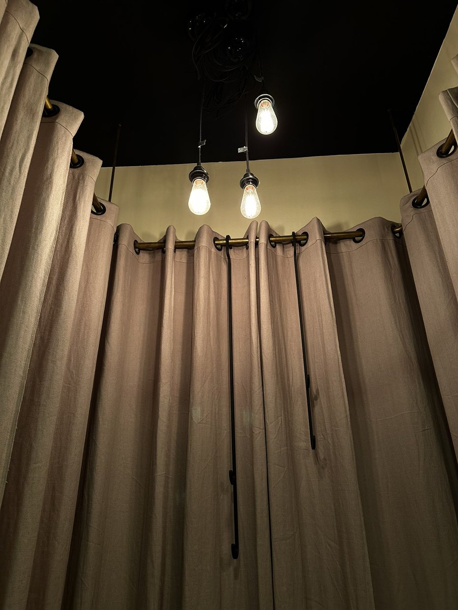 _AlexDCruz's tweet image. Venue lighting sheeesh