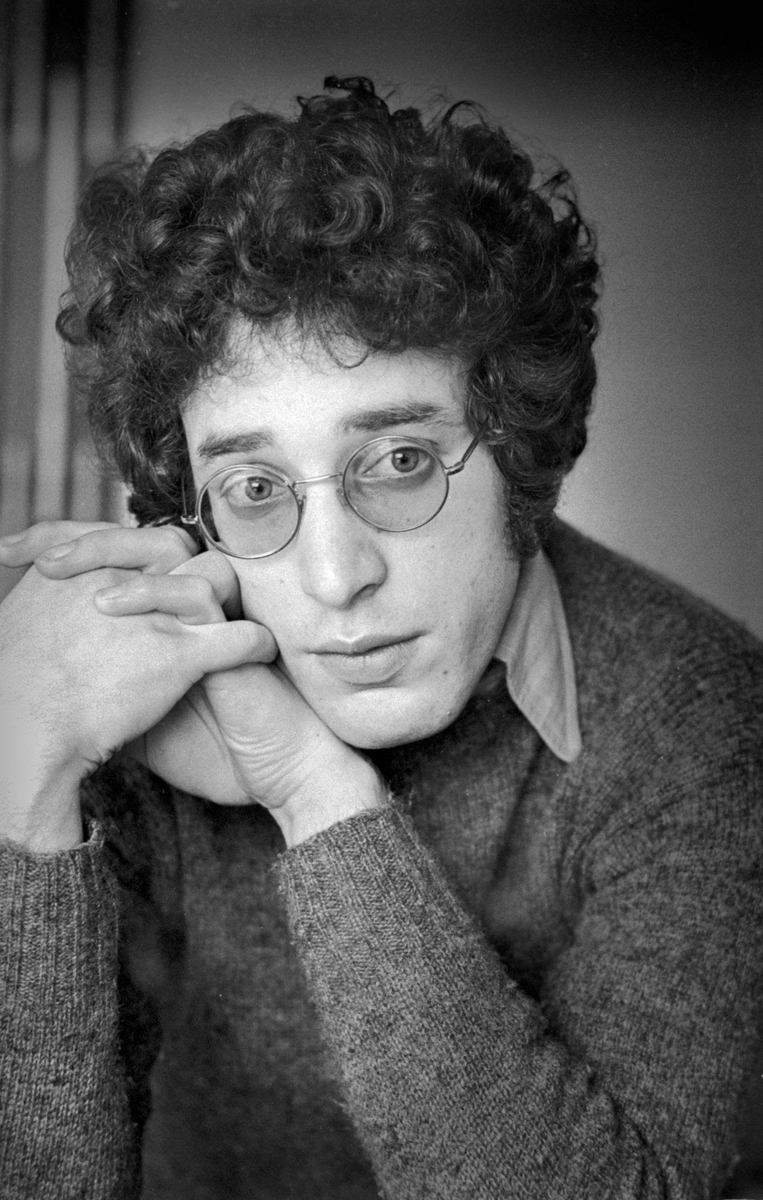 TheJulmos's tweet photo. Rest In Peace Keith Reid.
The songwriter, best known for writing every original song by the band Procol Harum (with the exception of their 2017 album) was publicly announced dead today. https://t.co/bmOgdH5nWr