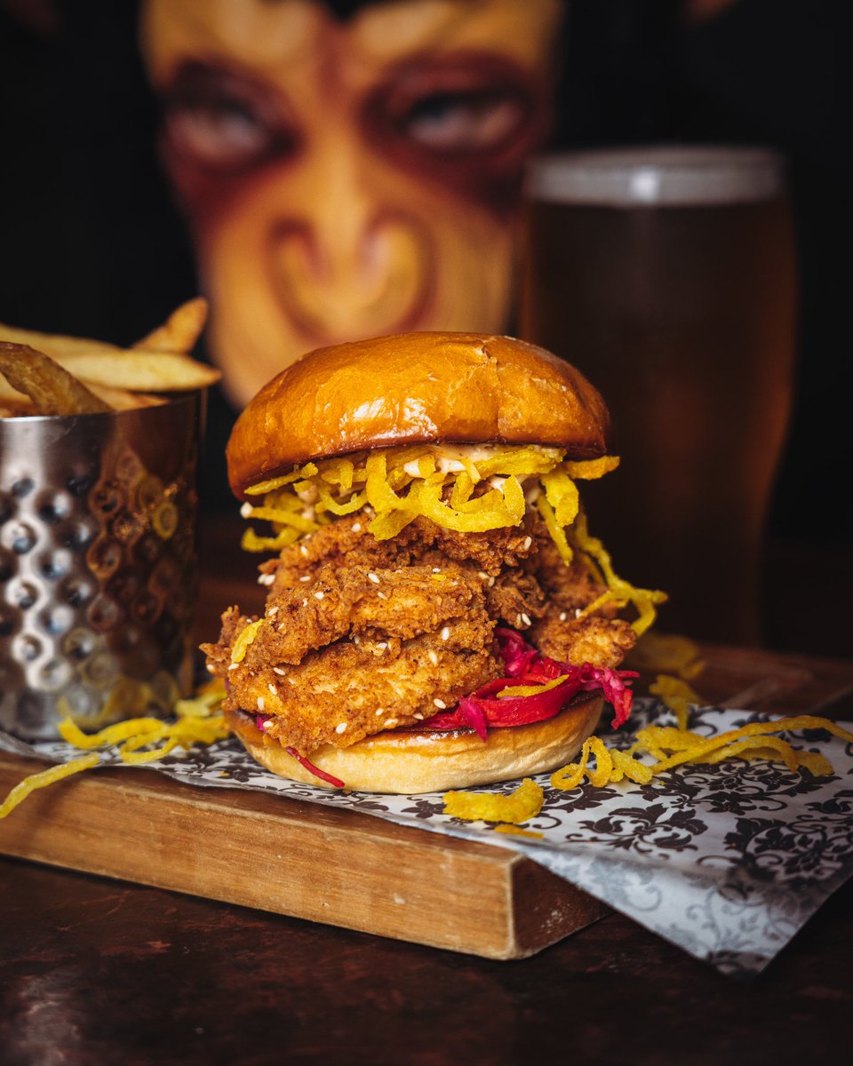 Looks like the monkey has got its eyes on the <a href="/soberlane/">Sober Lane</a> Chicken Goujon Burger. 

The perfect Hump Day pick me up ! 

#soberlane #corkcity #delicious #soberlanechickengoujonburger #crispy #foodporn #chickenburgerlover