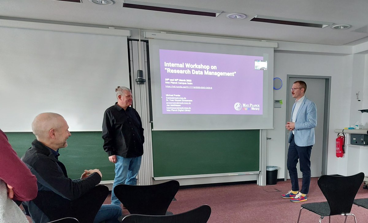 maxplanckit's tweet photo. How our Internal Workshop on Research Data Management @MpiciPotsdam is going🙌
Pssst: It's open to all members of the MPIs and their collaborators - join us tomorrow! @MPIMP_Potsdam
 @mpi_grav ℹ️https://t.co/ep8NcJcvEC #rdm #openscience https://t.co/7ZnZqAPXuq