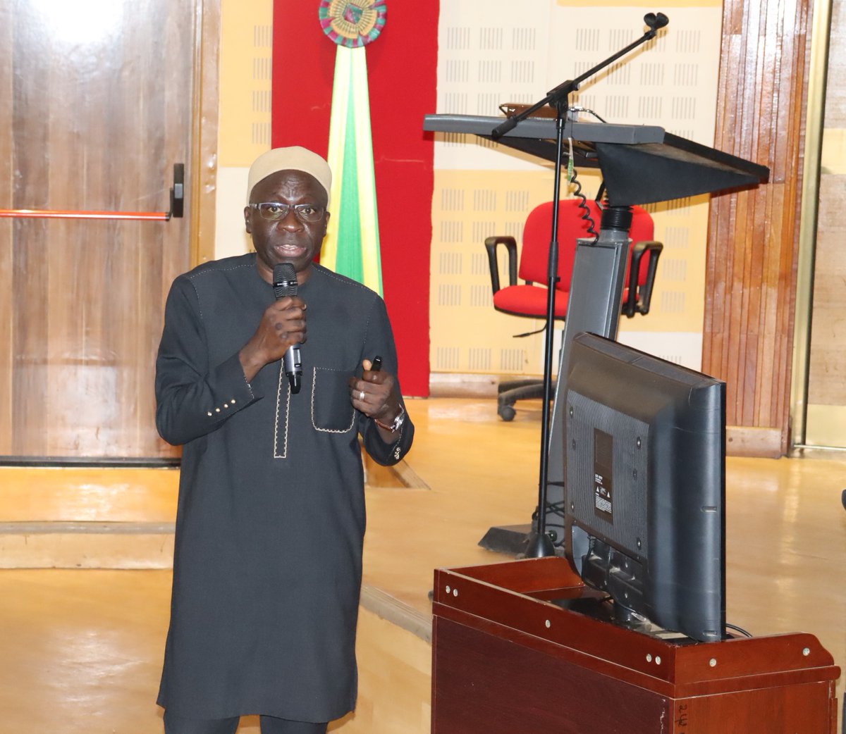 Présentation du  Readiness PNA de <a href="/gggi_hq/">GGGI</a> #BurkinaFaso par son coordinateur  lors du 4e Dialogue Structuré National du <a href="/theGCF/">Green Climate Fund</a>. Moment de partage d’expérience, de leçon apprise, des difficultés et surtout des solutions alternatives. Ensemble pour + d’adaptation climatique 🌎!