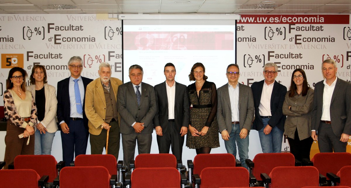 Nuevo hito: en plena #SemanaUniversitariaES se ha presentado en @FdEconomiaUV el #VALESTAT, Portal Estadístico de la #EconomíaSocial de la #ComunitatValenciana
Promovido por <a href="/CIRIEC_Esp/">CIRIEC-España</a> y <a href="/iudescoop/">IUDESCOOP</a> sigue la metodología del #CIRIECSTAT
Todos los datos en: valestat.com