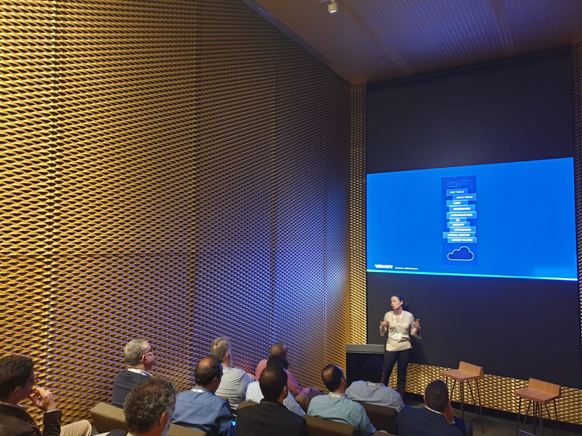 inetum_es's tweet image. Jornada &quot;SmartCloud: guía básica del multicloud&quot;.

@vmware_es @inetum_es 

#multicloud #smartcloud
#Inetum #Positivedigitalflow