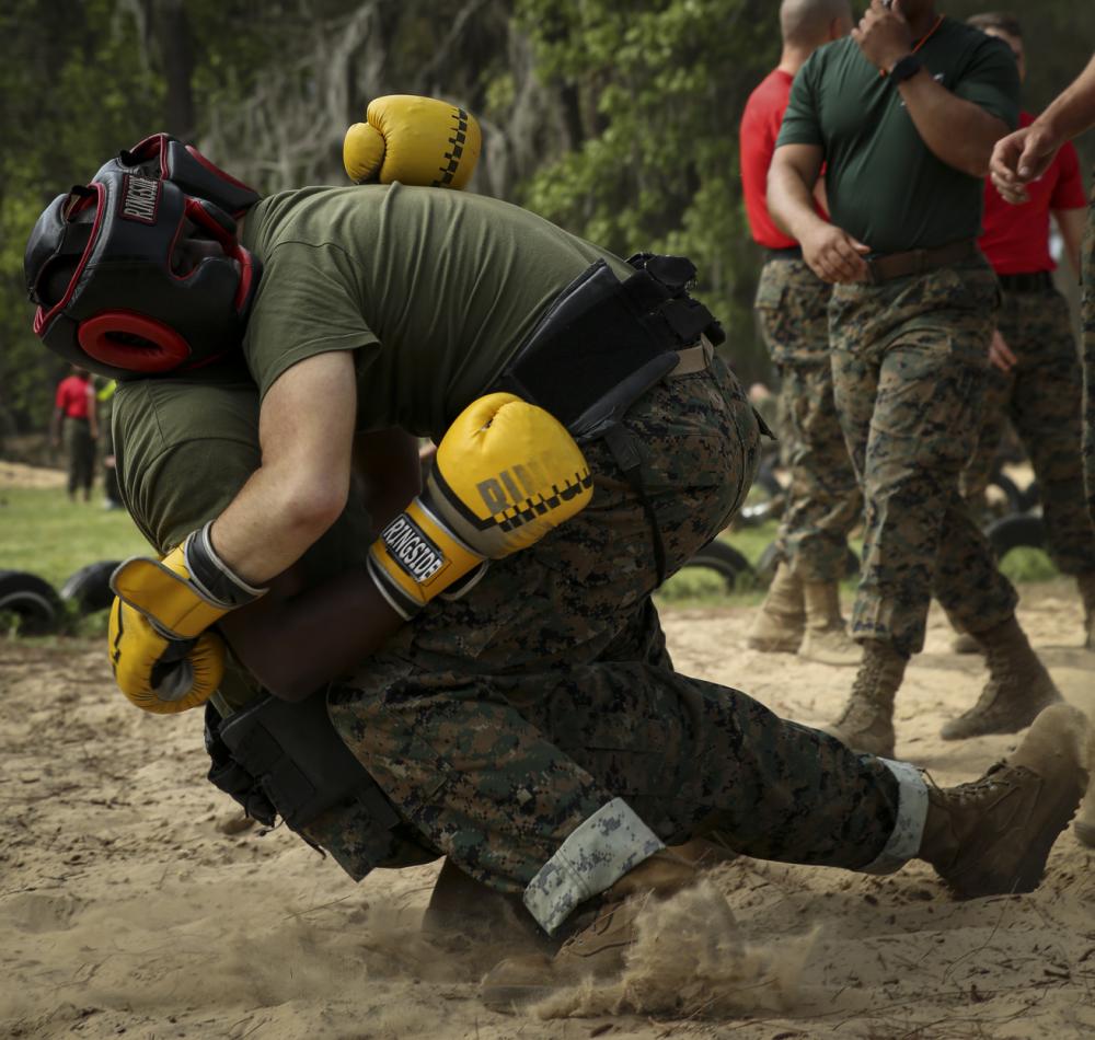 MarineCorpsIndy's tweet photo. RT USMarineCorps: When you train with a purpose, you learn to fight with one. Recruits practice body sparring on Marine Corps Recruit Depot, Parris Island. Body sparring is used as part of the Marine Corps Martial Arts Program during recruit training. Do… https://t.co/f4RGX5Gvse