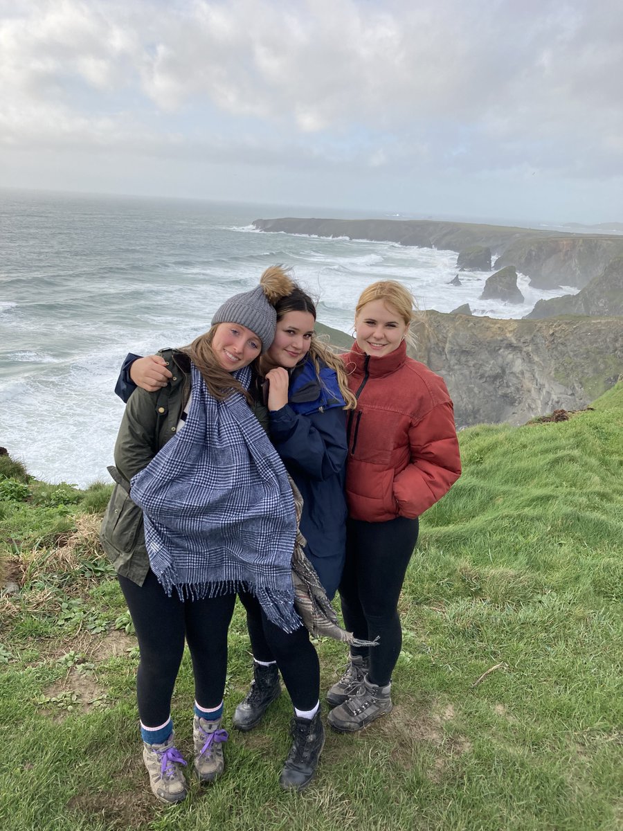 BCS Senior tweet media