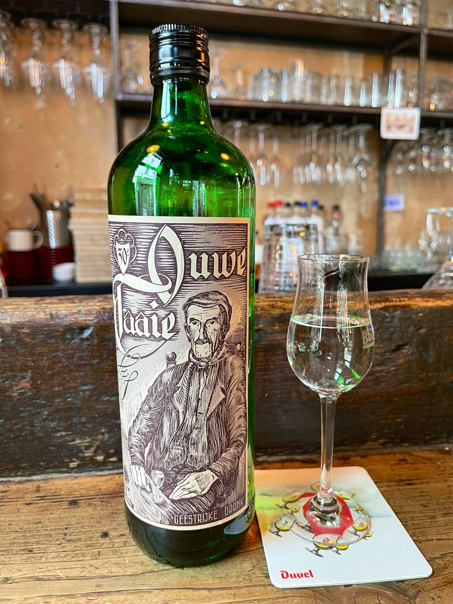 joukesp's tweet photo. #Antwerpen #CaféDeVagant #Jenever #OuweTaaie
For @2019Ifaw only!
After my church crawl, visiting @de_vagant &amp; enjoying a glass of Belgian gin (jenever). (And a tripel Westmalle afterwards!
Only 100m away from Café Beveren!
Allen daarheen! https://t.co/OnsykjMPtM