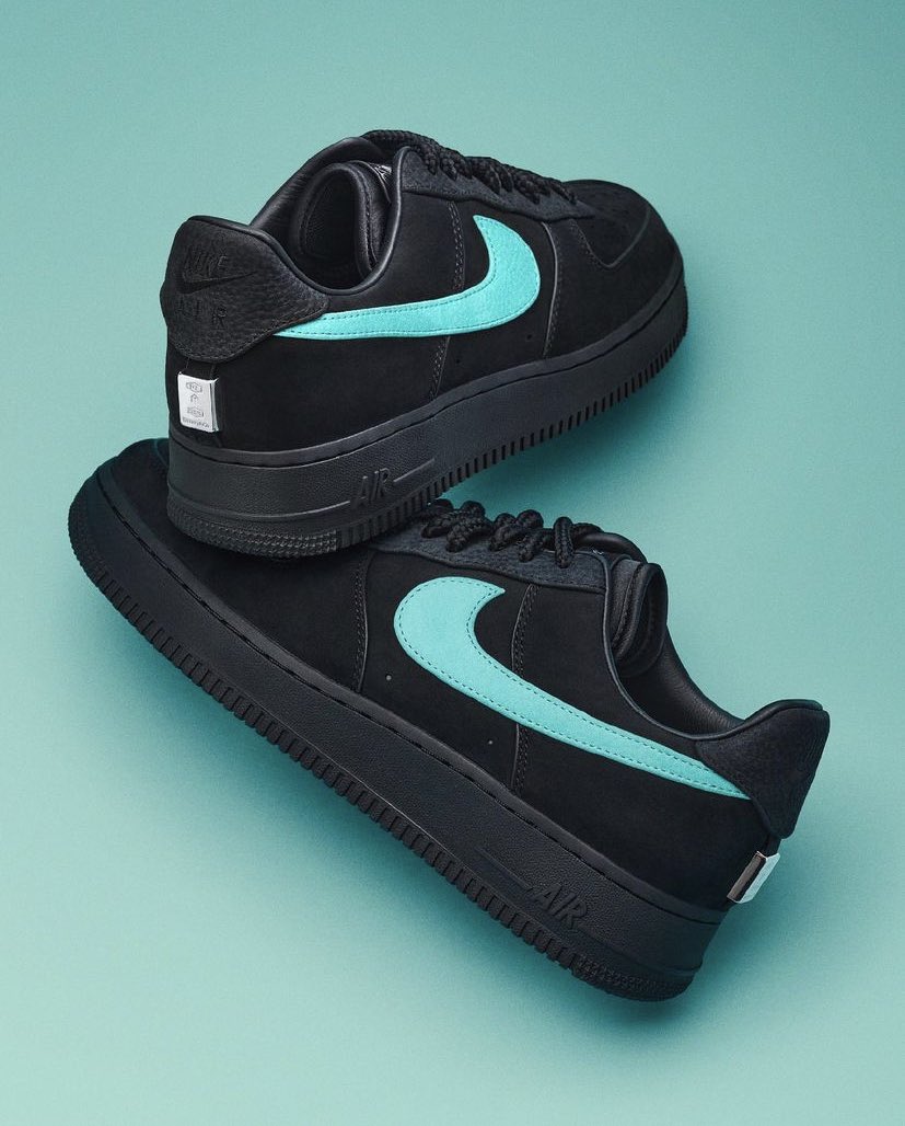 bestoffshoes's tweet photo. Tiffany &amp; Co. x Air Force 1 Low https://t.co/2oK8QuOTQx