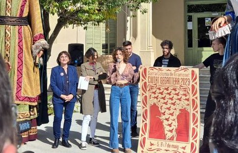 cupgramenet's tweet photo. Avui s'han presentat als 🌳 Jardins de Can Roig i Torres els actes que viurem a Gramenet com a Ciutat Gegantera 2023 els dies 🗓 5, 6 i 7 de maig ‼️ 

Cultura oberta, participativa i popular per una Gramenet viva❗️

#CiutatGegantera2023 #GentQueLluiti #Gramenet https://t.co/uvVjeVKxbx