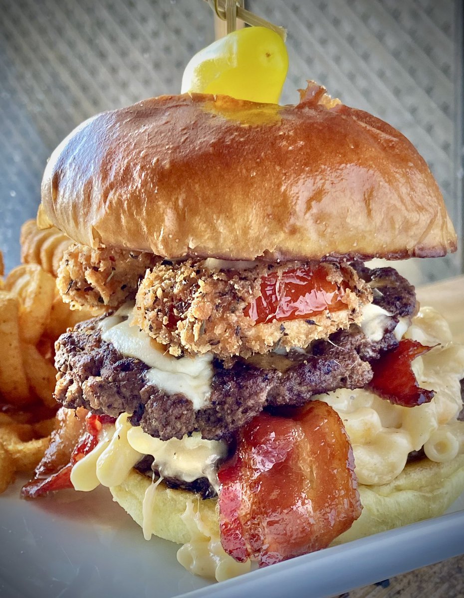 #YFCBurgerBattle23 winner is <a href="/monksandjonesie/">Monks&JonesieGastro</a>  <a href="/FredTourism/">Fredericton Capital Region Tourism</a>