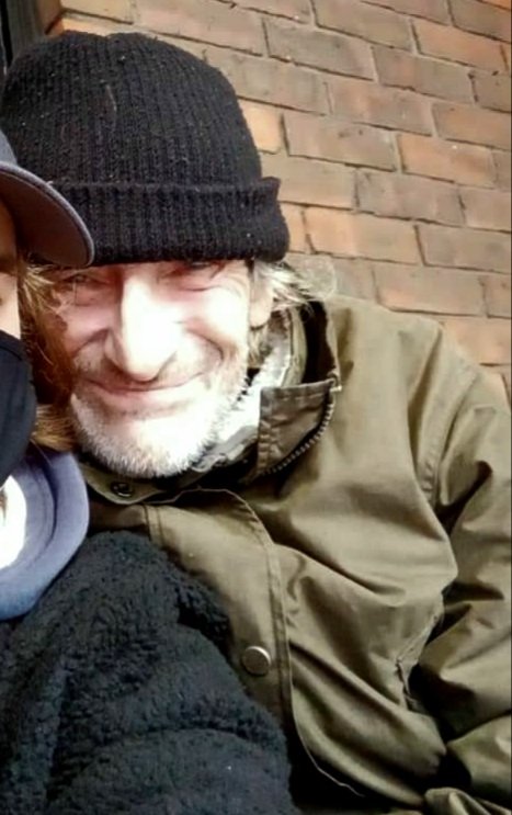 throughmylens62's tweet photo. @salvationarmyuk #Teddington #richmond #Twickenham 
I am urgently trying to find my brother. He was last seen around Teddington, Richmond &amp; Twickenham stations. If you see him, please could you message me or get him to contact me through messenger. Thank you. https://t.co/XUUZ8dLjym