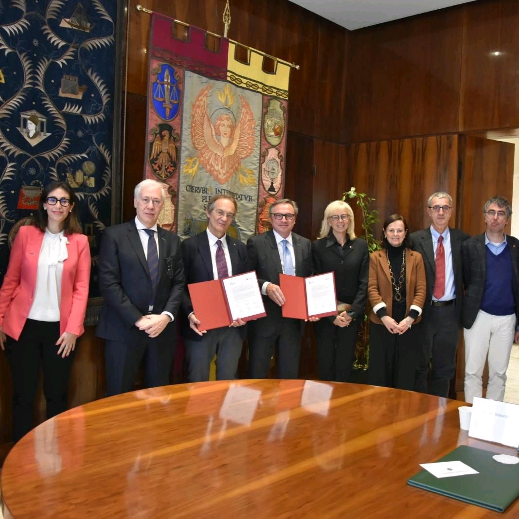 Con l'accordo firmato oggi tra <a href="/HPE_Italy/">HPE Italy</a> e <a href="/SapienzaRoma/">Sapienza Università di Roma</a>, viene definita una visione comune nell'immaginare e interpretare le sinergie tra mondo accademico e industriale, avviando un periodo di tre anni per sviluppare progetti e opportunità a vantaggio del Paese.