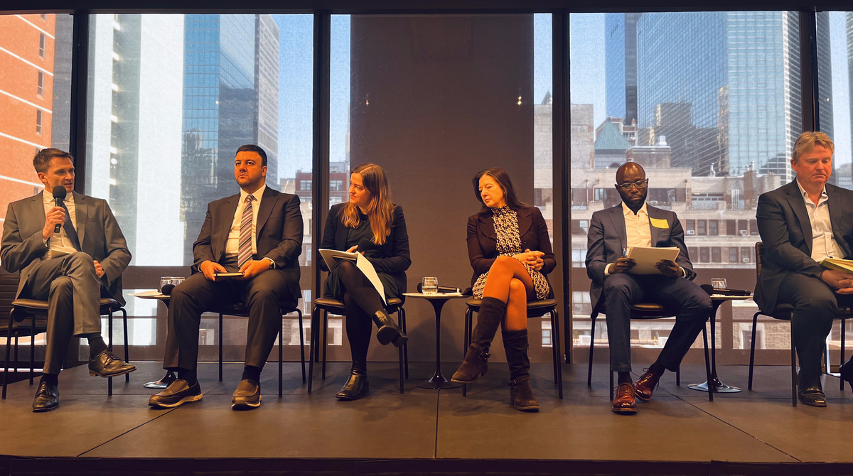 UNIDIR's tweet photo. Diverse perspectives shared by experts from @GermanyDiplo, @BrookingsInst & @FirstCallPtrs at the #MEAC23 Workshop shed light on the complex nature of ‘exit’ from armed groups that provide community security, and the implications for programming and policy in #Nigeria and #Iraq. https://t.co/dy2QHwPNVe