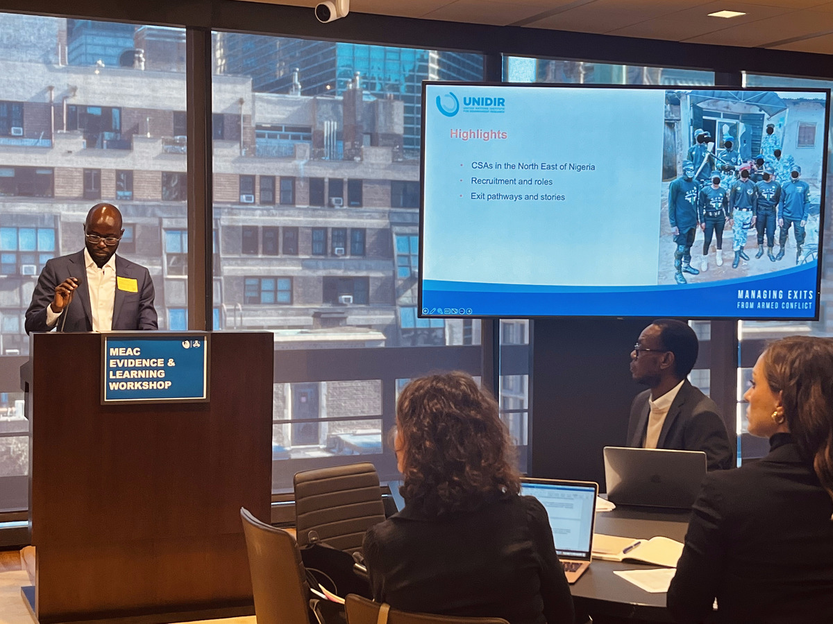UNIDIR's tweet photo. Diverse perspectives shared by experts from @GermanyDiplo, @BrookingsInst & @FirstCallPtrs at the #MEAC23 Workshop shed light on the complex nature of ‘exit’ from armed groups that provide community security, and the implications for programming and policy in #Nigeria and #Iraq. https://t.co/dy2QHwPNVe