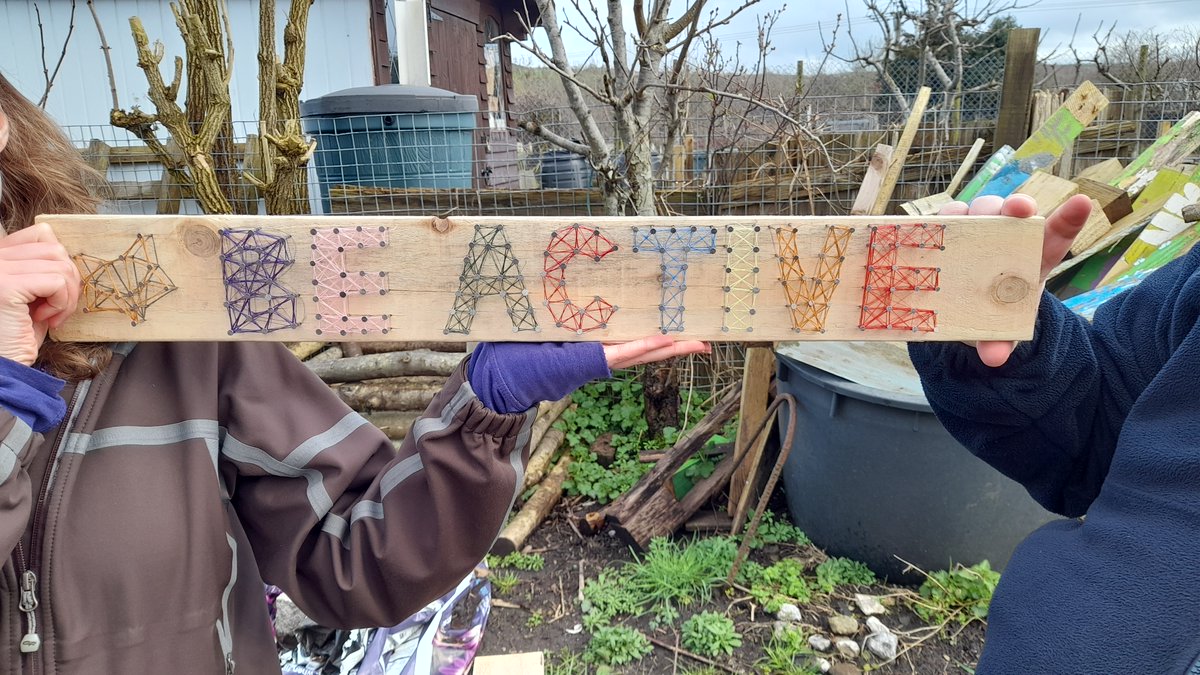 Our Chorley groups have been getting creative over the last week creating string art signs to go up around the allotment to remind us about the 5 Ways to Wellbeing; connect, be active, take notice, keep learning, give🦋🌱🌿
<a href="/Lancswildlife/">Lancashire Wildlife Trust</a> <a href="/WeAreLSCFT/">Lancashire & South Cumbria NHS Foundation Trust</a> <a href="/MPTLancashire/">More Positive Together</a>