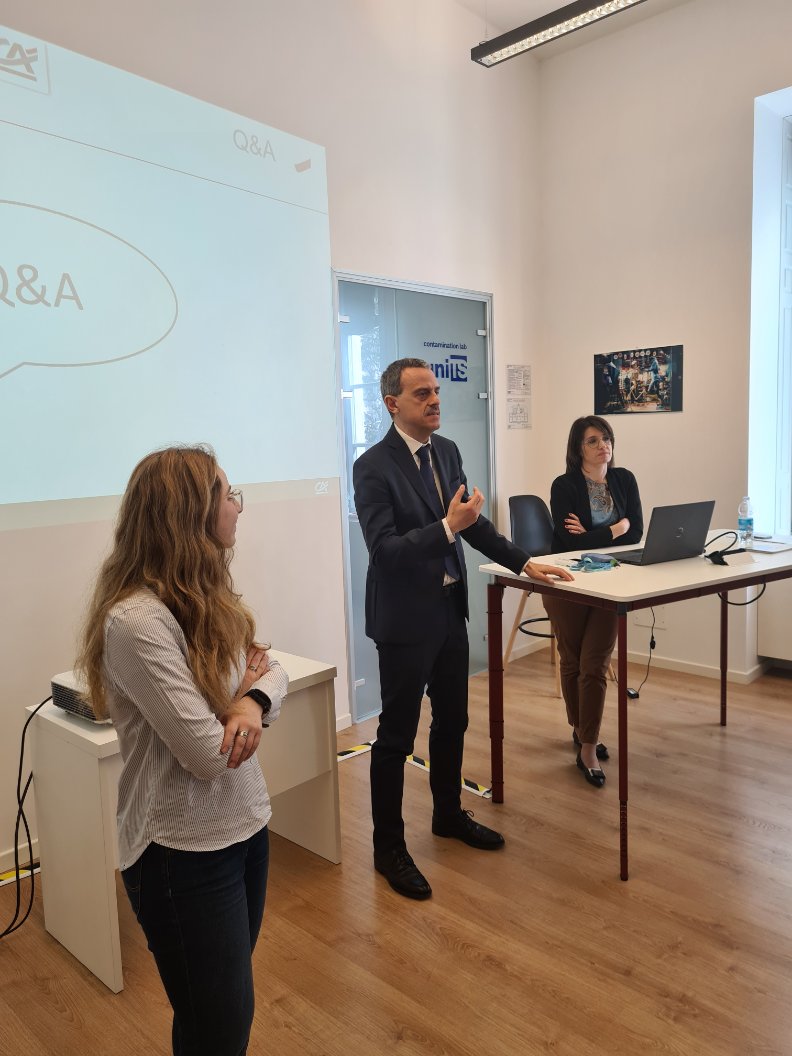jobunits's tweet photo. In corso a @UniTrieste  i #colloqui di @CA_Ita con 30 nostri neolaureati in ambito umanistico, economico, giuridico e quantitativo che hanno superato il pre-screening. 
Stiamo cercando: Junior Client Advisor, Junior Corporate Assistant, Junior Stem Analyst
#placement #job #lavoro https://t.co/QobeFHKmgV