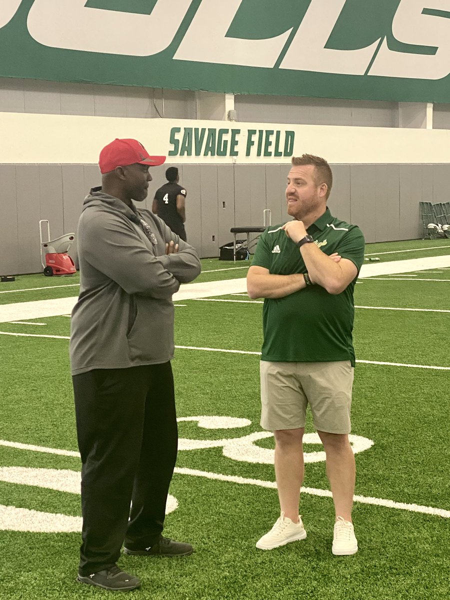BSiegristUSF's tweet photo. Bucs Head Coach Todd Bowles in the house today at Savage Field. 

#USFProDay https://t.co/05GIDJpaYo