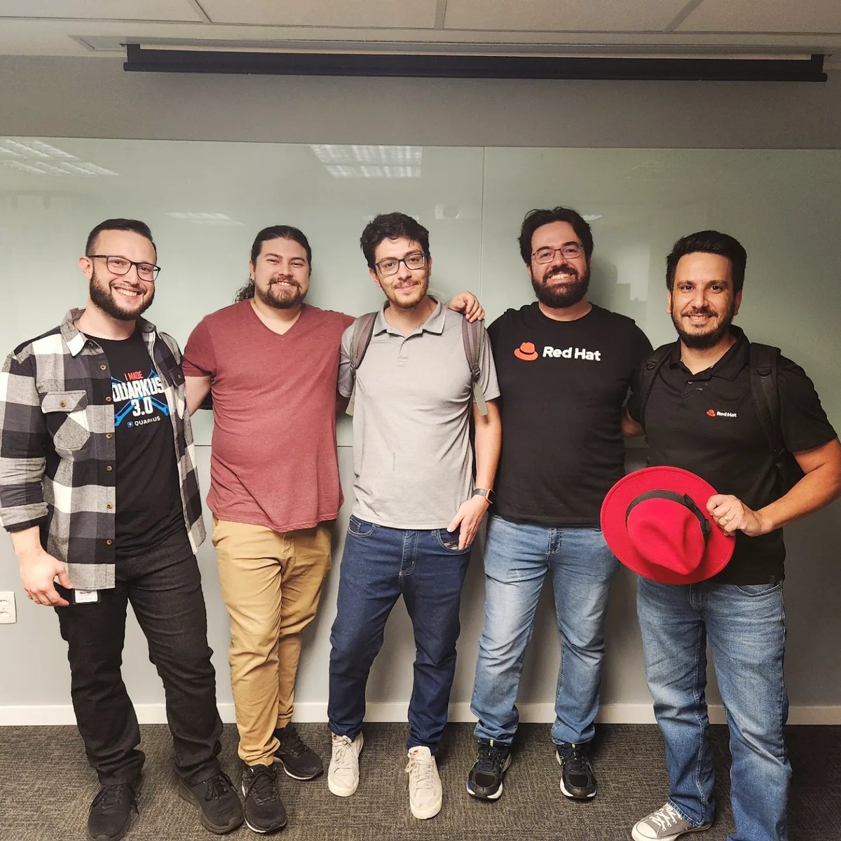 rinaldodev's tweet photo. Meetup ontem da Red Hat Brasília!
Se inscreve lá pra participar dos próximos! https://t.co/F9L0LHbUSQ🚀🚀🚀🚀
Mais fotos no meu instagram: https://t.co/F5mq69GM9r
#redhat #redhatbsb #meetup #ibm #ibmbrasil #lifeatredhat #bolhatech #bolhadev https://t.co/DGNioFX1ya