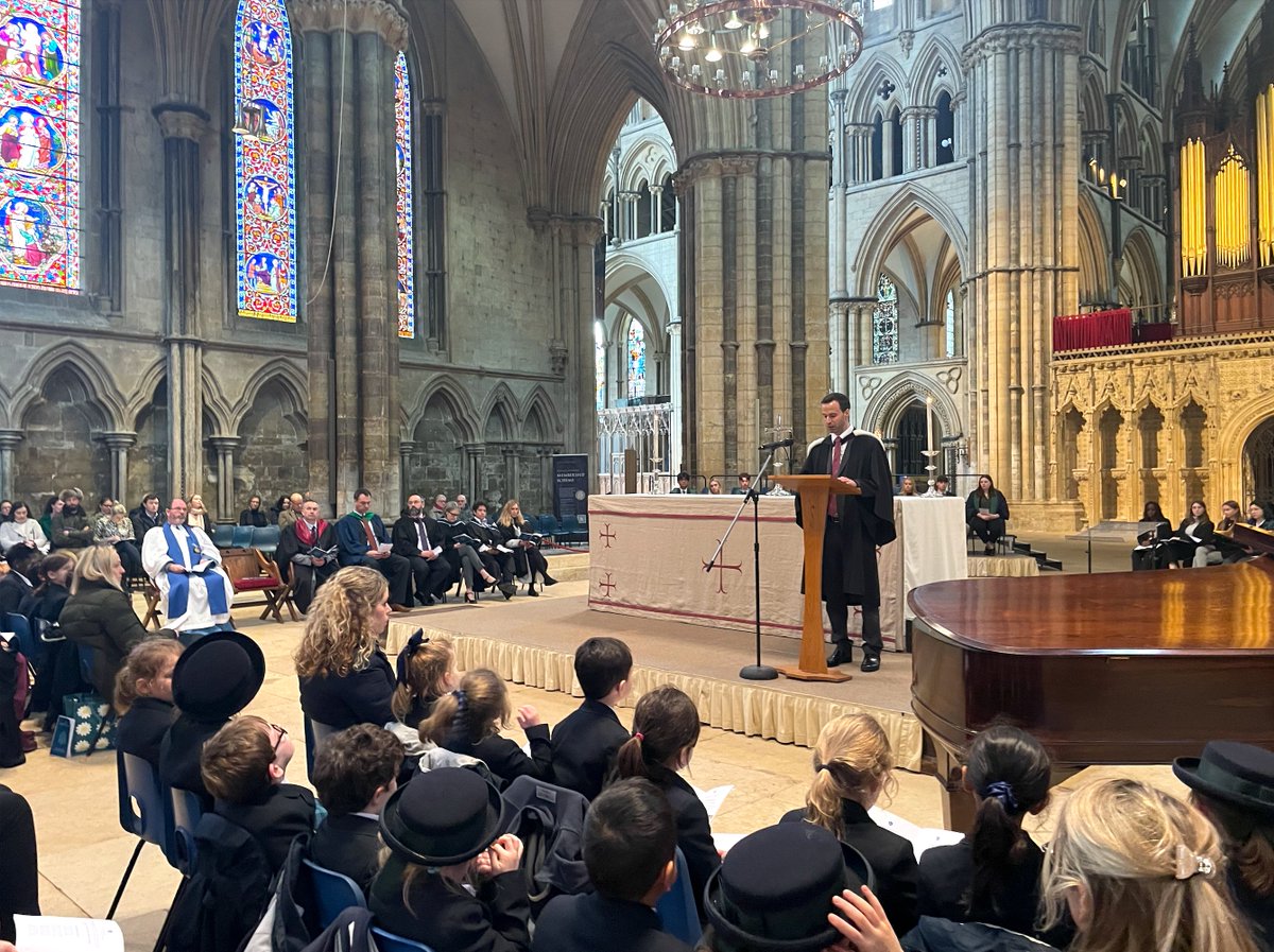 MinsterSchool's tweet photo. It was great to see so many of you at today's End of Term Assembly at the Cathedral. It's been another fantastic term full of hard work, discovery, adventure and fun. 

We can't wait to see everyone return in April! https://t.co/Q52fO9yUlZ