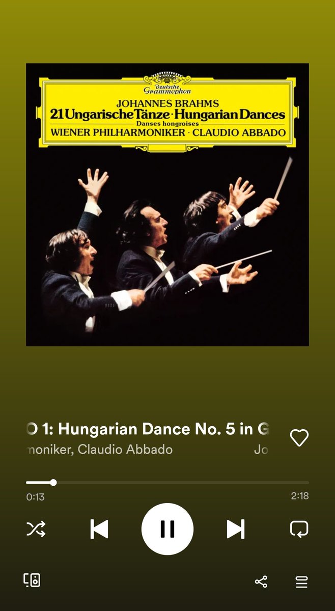prodromos_k97's tweet photo. Έχω βάλει στη διαπασών το "21 Hungarian Dances: Hungarian Dance No. 5". 🤭🤭🤭 Επειδή είμαστε στρατό δεν σημαίνει ότι δεν έχουμε και ποιότητα. 😌😌😌 #SpotifyGR https://t.co/M4fBSW2xgo