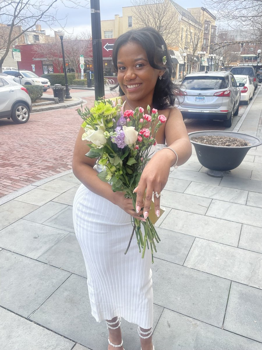 RyhenMiller's tweet photo. Bridal shower vibes 💍👰🏾‍♀️🐸🫧✨ https://t.co/6KbhoqVJwn