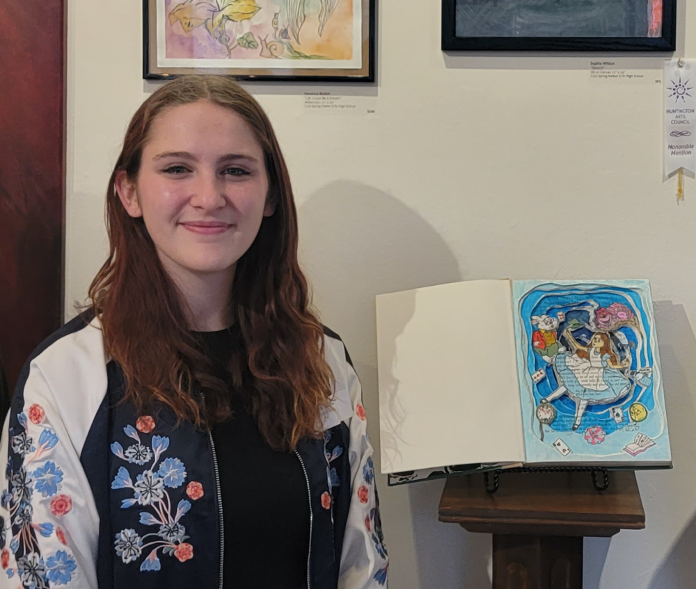 CommackSchools's tweet photo. Congratulations to our Commack Art students, whose works are on display at the High Arts Showcase XIX, Visual &amp; Performing Arts Exhibition. The exhibit runs through 4/16/23.
@huntingtonarts #MackArt #CommackHighSchool @rraeihle #CommackSchools https://t.co/UKzOrj1746