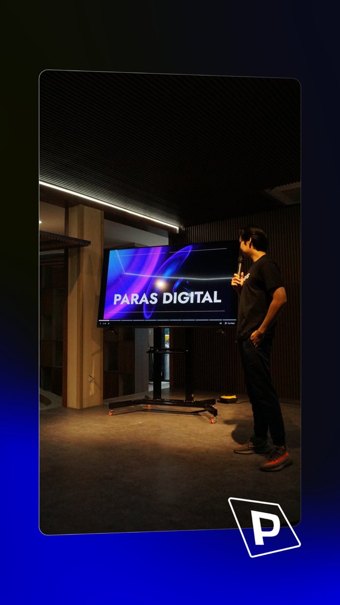 NarrativeHQ_'s tweet photo. Today, we held a company townhall period Q1 2023🔥

We had a chance to hear a presentation from our CEO @hdriqi; covering Paras’ performance &amp; what's next, as well as the office building inauguration by our co-founders.

Expect our HUGE step in 2023 because it's time to build!🛠 https://t.co/DynQikZZiv