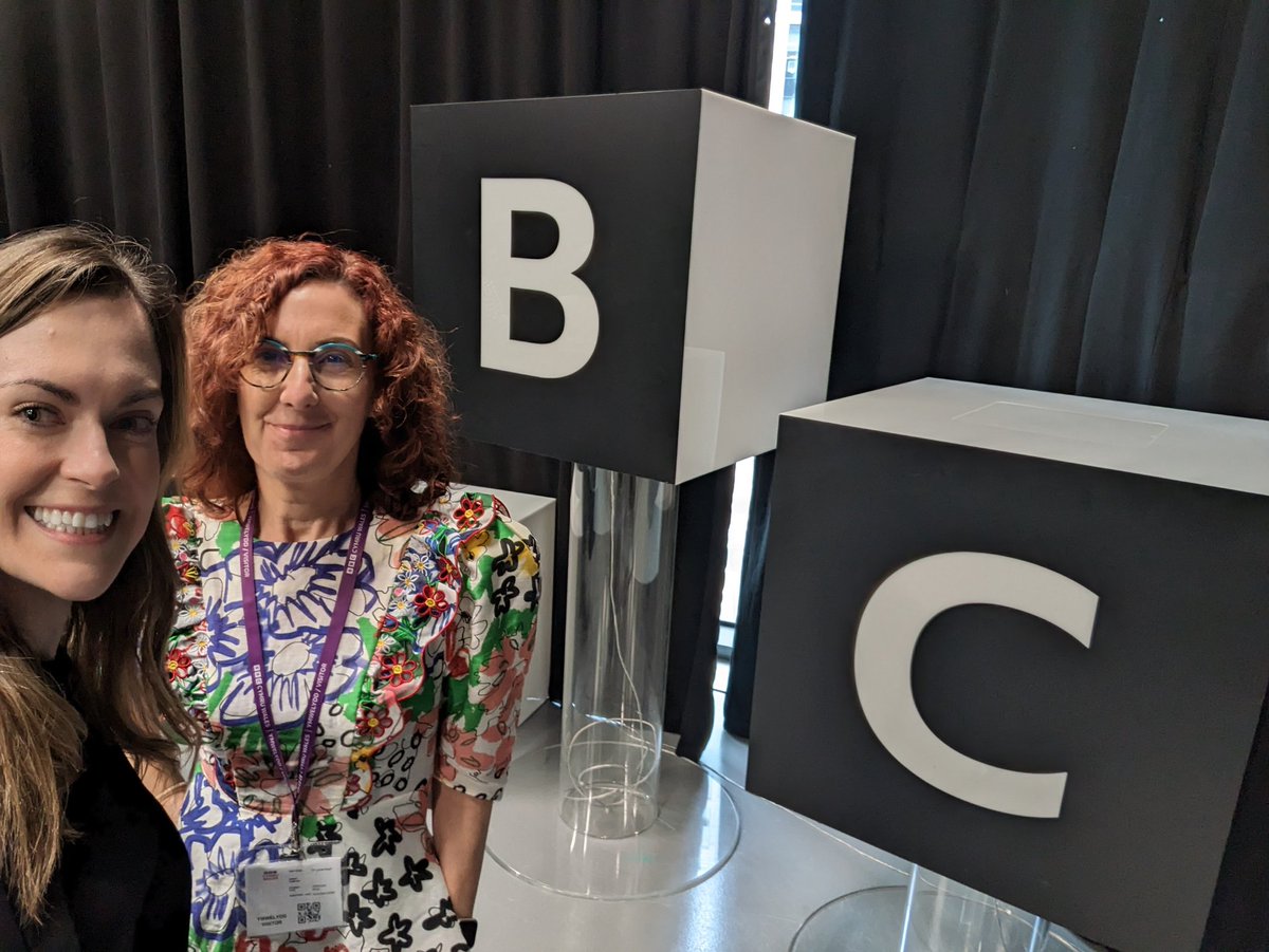 Dr Emma Yhnell FLSW 🧬🔬🧪🧠 🏴 (@emmayhnell) on Twitter photo Massive thank you /diolch to Louise and everyone <a href="/USW_WiA/">USW WomeninAcademia</a> and at <a href="/BBCWales/">BBC Wales 🏴</a> who made today <a href="/WalesWomenSTEM/">Wales Women in STEM</a> happen!
Although there is still so much to do,
I'm leaving feeling a bit taller and very proud to work with and know so many inspirational women in STEM in Wales. Massive thank you /diolch to Louise and everyone <a href="/USW_WiA/">USW WomeninAcademia</a> and at <a href="/BBCWales/">BBC Wales 🏴</a> who made today <a href="/WalesWomenSTEM/">Wales Women in STEM</a> happen!
Although there is still so much to do,
I'm leaving feeling a bit taller and very proud to work with and know so many inspirational women in STEM in Wales.