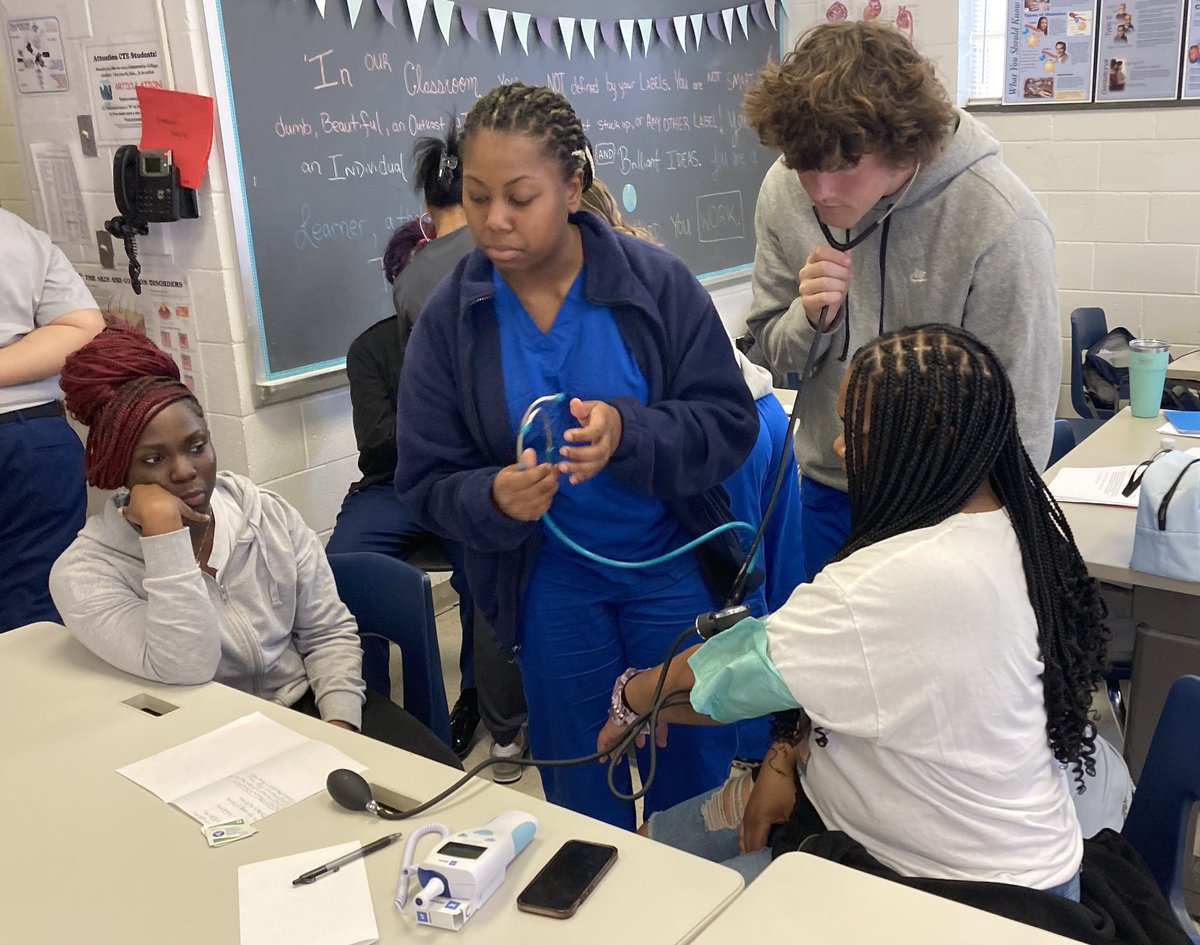 Lisa Spencer tweet media