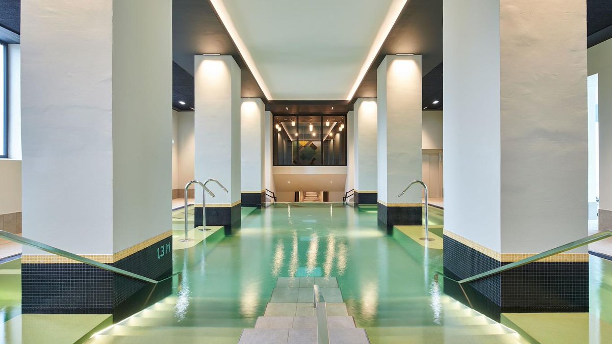 asaguestfr's tweet image. Pour un hôtel avec piscine : bit.ly/3mPCERX ! 
Et en plus de ça, avec as a Guest vous avez accès au parcours aqua-sensoriel 😍 #asaguest #tourisme #hotelspa